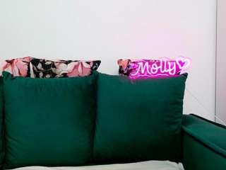 mollymosley's live room