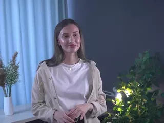 PrimroseAlliston's Live Sex Cam Show