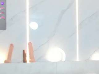 violet-roux Live Webcam on CamSoda