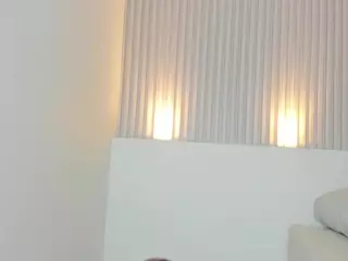 Violet-Roux's Live Sex Cam Show