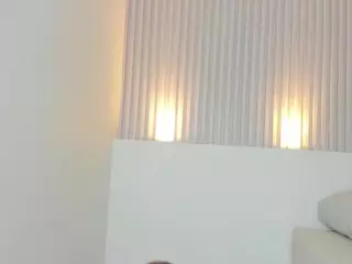 Violet-Roux's Live Sex Cam Show