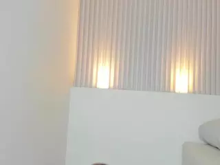 Violet-Roux's Live Sex Cam Show
