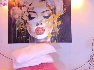 violethot69's CamSoda show and profile