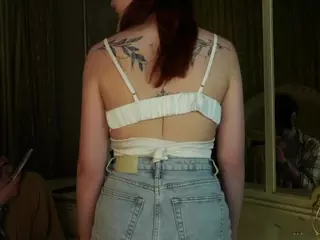 WiloneClutter's Live Sex Cam Show