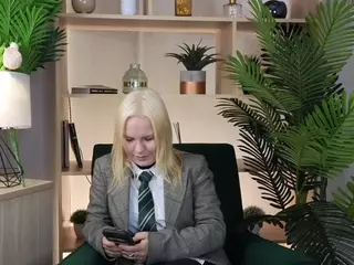 AinsleyHearl's Live Sex Cam Show