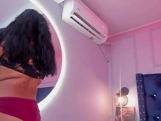 dani-velvet