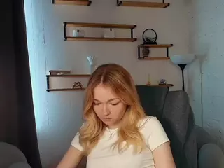 EdinaCroswell's Live Sex Cam Show