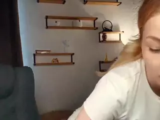 EdinaCroswell's Live Sex Cam Show
