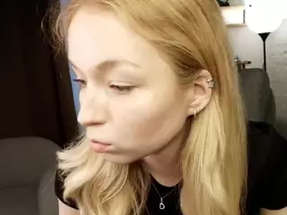 EdinaCroswell's Live Sex Cam Show