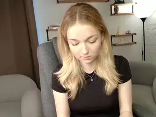 EdinaCroswell's Live Sex Cam Show