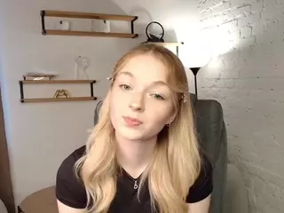 EdinaCroswell's Live Sex Cam Show