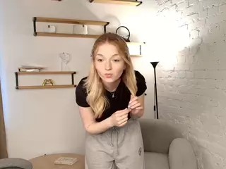 EdinaCroswell's Live Sex Cam Show