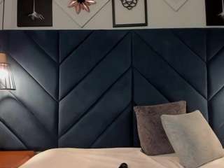 georginatease's CamSoda show and profile