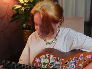 LynDollins's Live Sex Cam Show