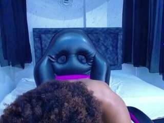 mia-thommson Live Webcam on CamSoda