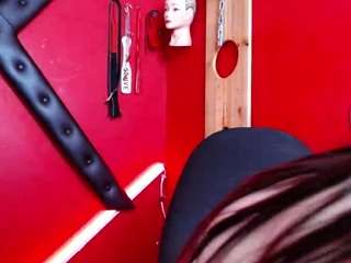 push-pain0 Live Webcam on CamSoda