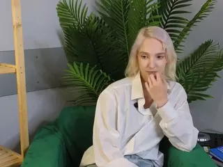 TateCovert's Live Sex Cam Show
