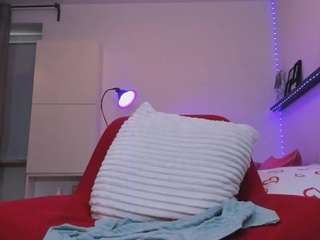 alexaholly