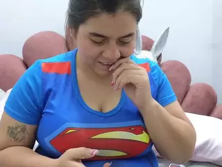 AntonellaVegaa's Live Sex Cam Show