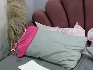 AntonellaVegaa's Live Sex Cam Show