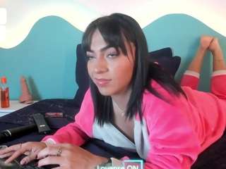 azhly webcam
