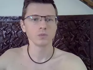 BehindBlueEyesss's Live Sex Cam Show