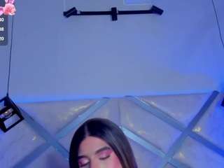 camiRouxx live cam