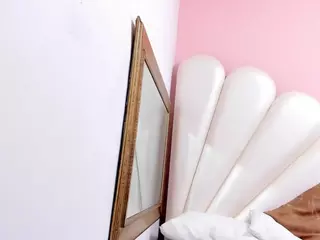 Debbie-Vanleer's Live Sex Cam Show