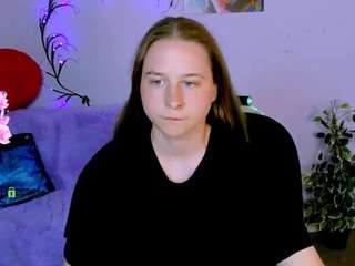 dina-4u Live Webcam on CamSoda