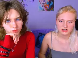 dina-4u's Live Sex Cam Show