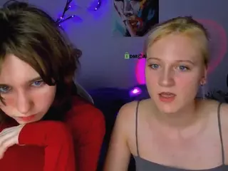 dina-4u's Live Sex Cam Show