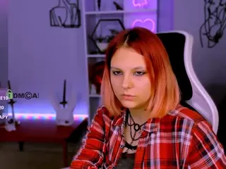 dina-4u's Live Sex Cam Show