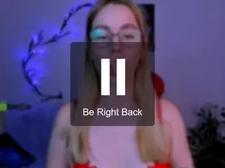 dina-4u's Live Sex Cam Show