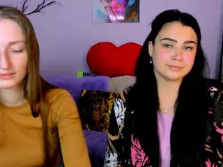 dina-4u's Live Sex Cam Show