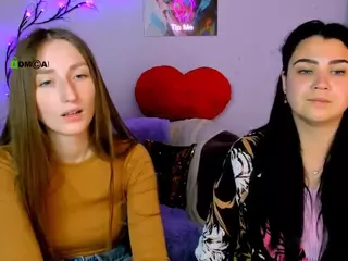 dina-4u's Live Sex Cam Show