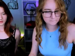 dina-4u's Live Sex Cam Show