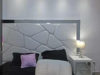 karliie-kloss webcam