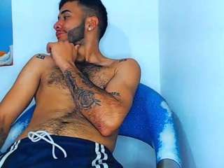 latinboyyth Live Webcam on CamSoda