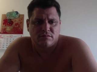 zeusmasterhorny Live Webcam on CamSoda