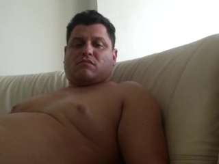 zeusmasterhorny Live Webcam on CamSoda