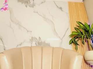 cosmic-brunette's CamSoda show and profile