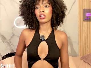 le modèle cosmic-brunette est en webcam porno dans un show sur le site camsoda, il possède les tags suivants: amateur,ride torso,anal,nature,normal,oil,orgasm,pov,public,pussy,sex toys,lovense,sexy,skinny,spank,strip,tease,toys,twerk,wet