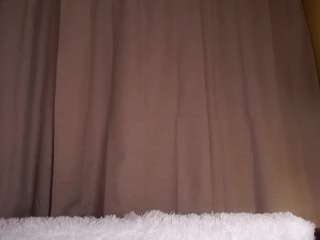 eleneeves's CamSoda show and profile