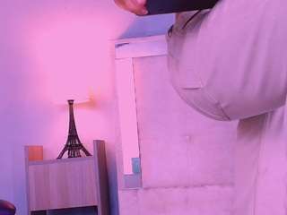emily-casstillo Live Webcam on CamSoda