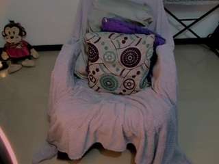 GIGISTEPHANS live cam preview