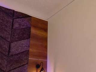 memphis-williams's CamSoda show and profile