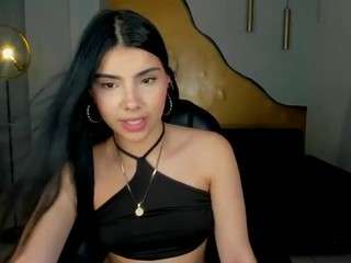 MiaLaurence