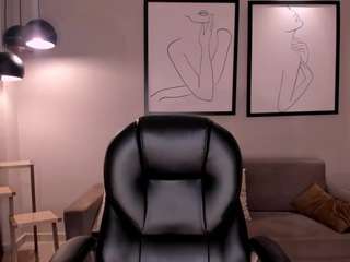 MiaLaurence