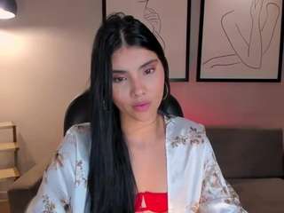 MiaLaurence