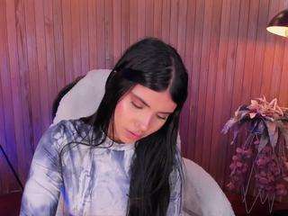 mialaurence